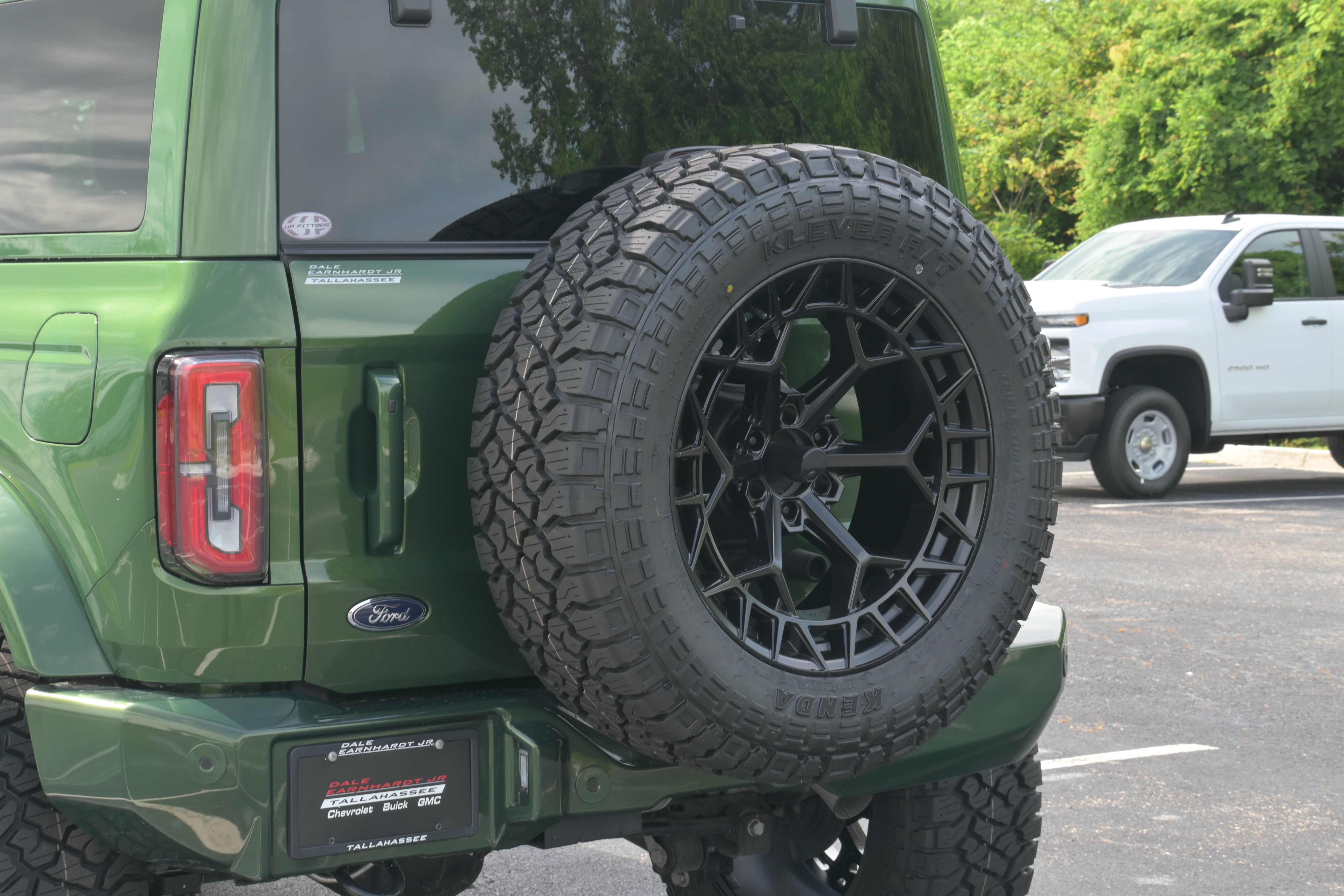 Used 2025 Ford Bronco Outer Banks AWD/4WD image 41