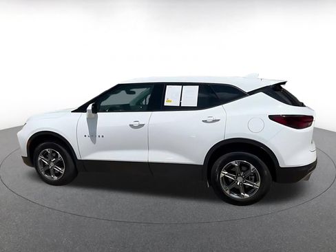 Used 2025 Chevrolet Blazer LT FWD image 10