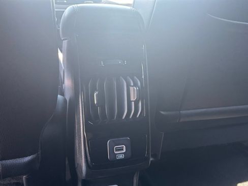 Used 2025 Jeep Compass Trailhawk AWD/4WD image 21