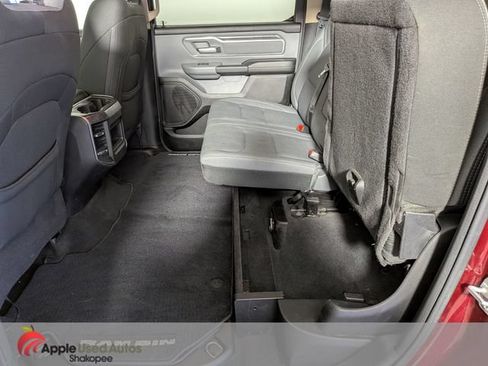 Used 2019 RAM 1500 Big Horn AWD/4WD image 32