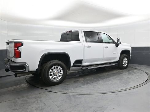 Used 2024 Chevrolet Silverado 2500 LTZ w/ LTZ Convenience Package image 4