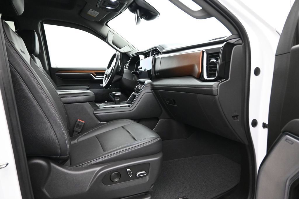 Used 2023 GMC Sierra 1500 Denali AWD/4WD image 17