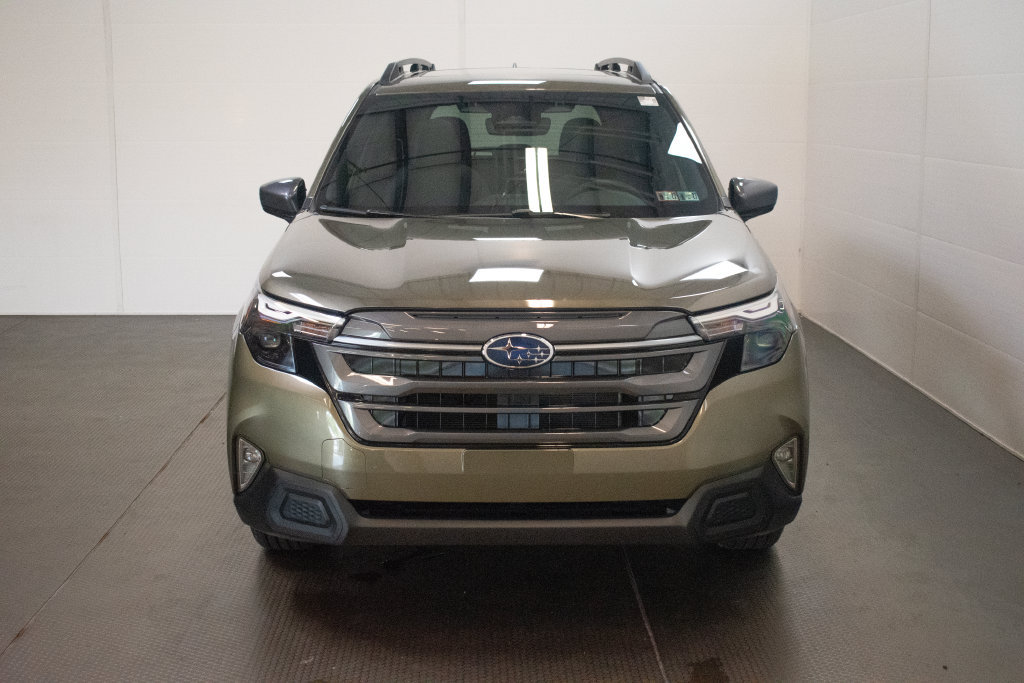 New 2026 Subaru Forester Premium AWD/4WD image 2
