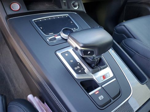 Used 2019 Audi SQ5 Prestige w/ Prestige Package image 29