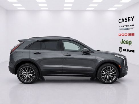 Used 2019 Cadillac XT4 Sport AWD/4WD image 5