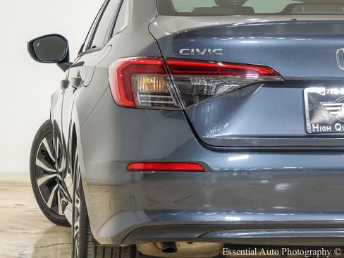Used 2024 Honda Civic EX image 8