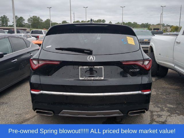 Used 2025 Acura MDX w/ Technology Package FWD image 3