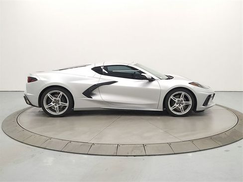 Used 2020 Chevrolet Corvette Stingray Preferred Cpe w/ 2LT Preferred Equipment Group image 7