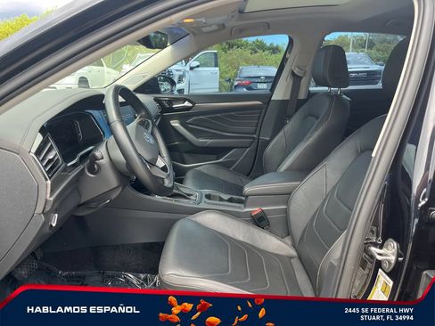 Used 2022 Volkswagen Jetta SEL FWD image 12