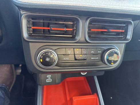 Certified 2024 Ford Maverick XLT w/ Equipment Group 300A Standard image 16