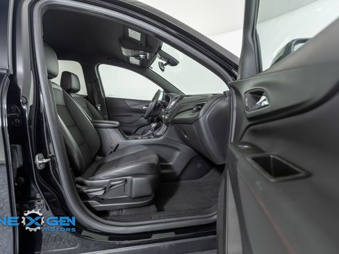 Used 2023 Chevrolet Equinox RS FWD image 37
