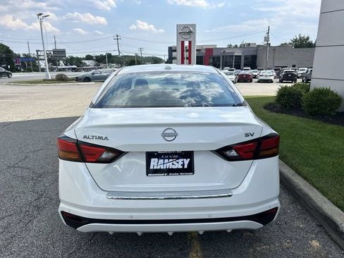 Certified 2023 Nissan Altima 2.5 SV FWD image 25