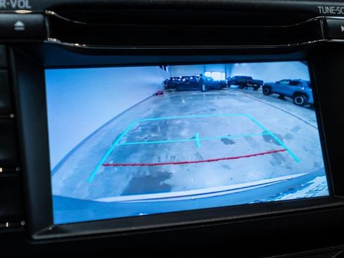 Certified 2018 Toyota RAV4 LE image 22