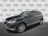 Used 2015 Volkswagen Touareg Sport image 5