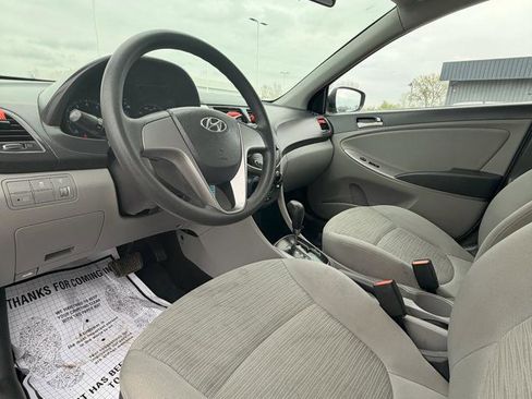 Used 2016 Hyundai Accent SE FWD image 15