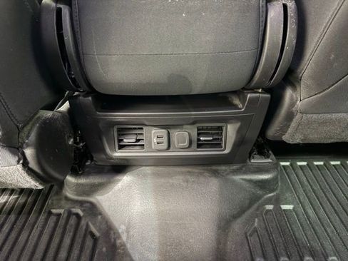 Used 2022 Chevrolet Silverado 2500 LT w/ Convenience Package image 20