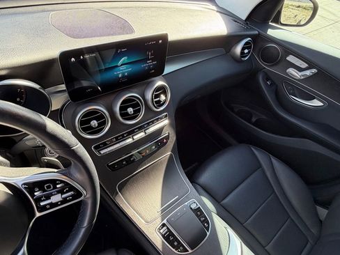 Used 2022 Mercedes-Benz GLC 300 GLC 300 image 18
