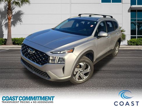 Used 2023 Hyundai Santa Fe SEL image 2