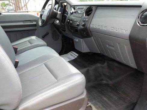 Used 2015 Ford F250 XL RWD image 24