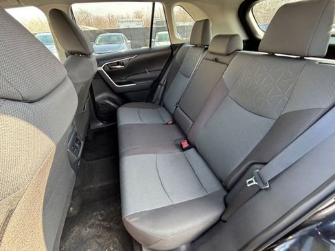 Used 2025 Toyota RAV4 XLE w/ Weather Package image 27