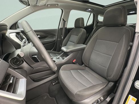 Used 2023 GMC Terrain SLE w/ Driver Convenience Package AWD/4WD image 13