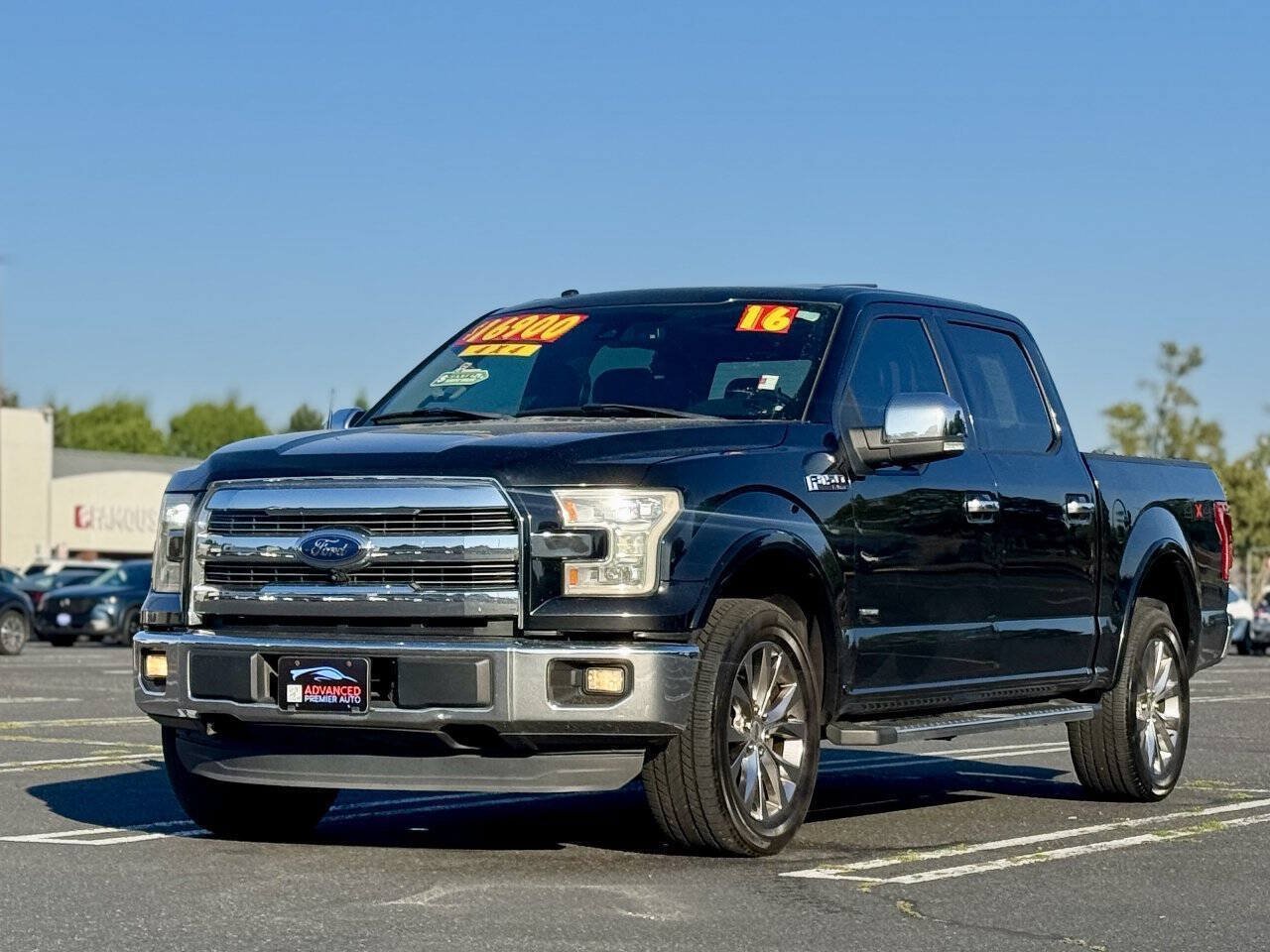 Used 2016 Ford F150 Lariat w/ Equipment Group 502A Luxury AWD/4WD image 5