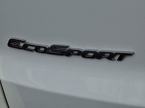 Used 2021 Ford EcoSport SE w/ SE Convenience Package AWD/4WD image 29