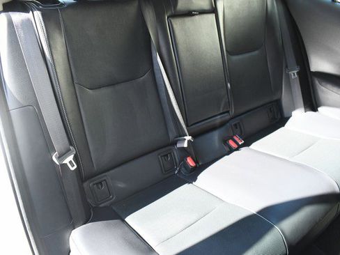 Certified 2024 Toyota Prius XLE image 28