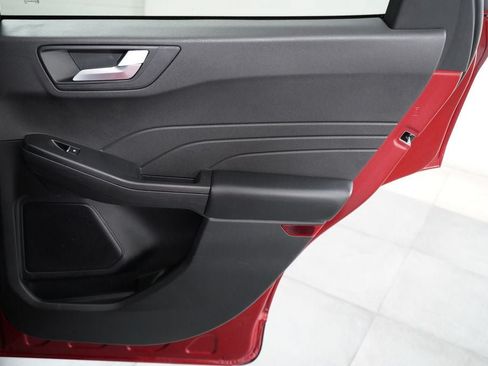 Certified 2025 Ford Escape ST-Line FWD image 24