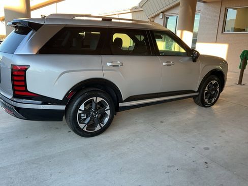 New 2026 Hyundai Palisade Limited image 4