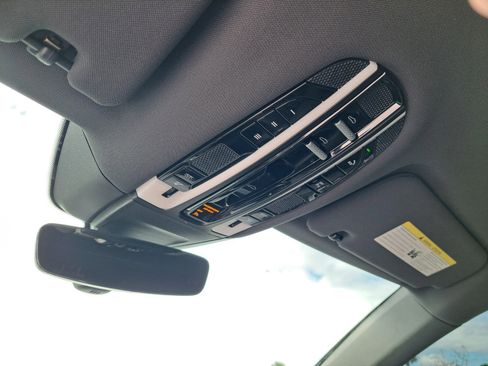 Used 2023 Porsche Panamera Platinum Edition image 18