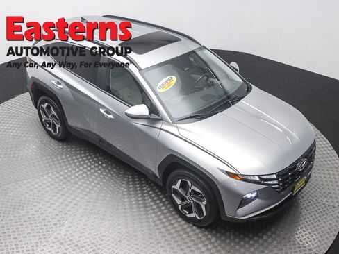 Used 2024 Hyundai Tucson SEL w/ Convenience Package AWD/4WD image 3