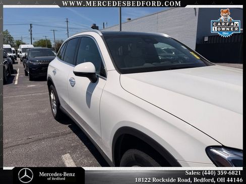 Used 2023 Mercedes-Benz GLC 300 4MATIC image 5