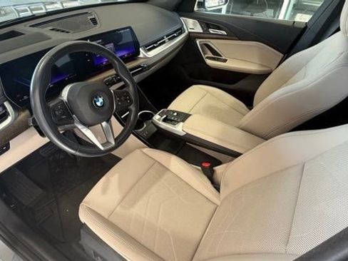 Used 2023 BMW X1 xDrive28i w/ Premium Package image 7