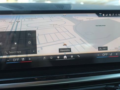 New 2026 BMW X5 xDrive40i w/ Executive Package image 17