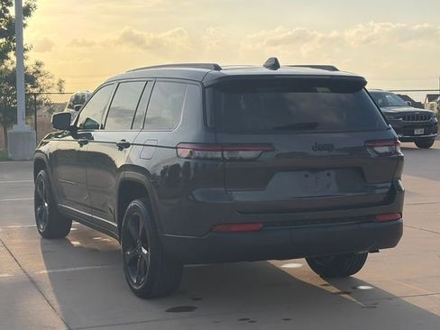 New 2025 Jeep Grand Cherokee L Limited w/ Black Appearance Package RWD image 7