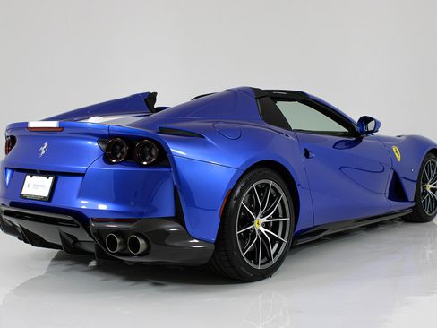 Certified 2022 Ferrari 812 GTS RWD image 39