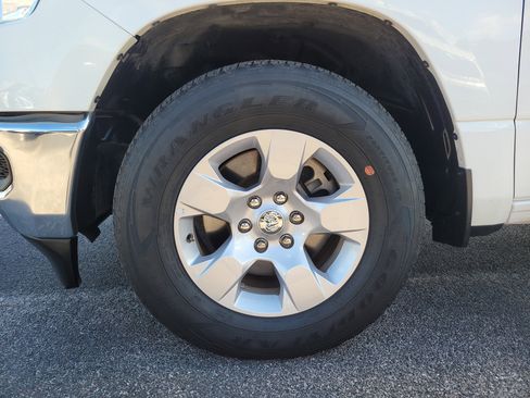 Used 2023 RAM 1500 Big Horn image 10