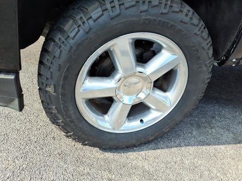 Used 2019 Chevrolet Silverado 1500 LT w/ All Star Edition AWD/4WD image 11