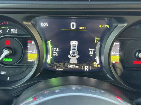 Certified 2025 Jeep Wrangler Sahara w/ Safety Group image 25