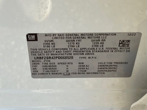 Used 2023 Buick Envision Avenir image 32