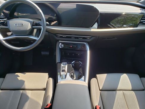 Used 2025 Audi Q5 Premium Plus w/ Premium Plus AWD/4WD image 13