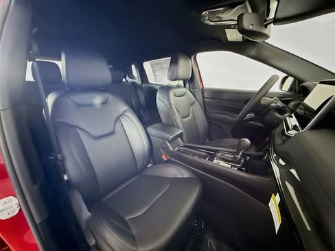 New 2026 Jeep Compass Limited image 25