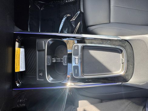 New 2026 Mercedes-Benz GLB 250 4MATIC image 15