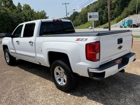 Used 2017 Chevrolet Silverado 1500 LTZ Z71 w/ LTZ Plus Package AWD/4WD image 5