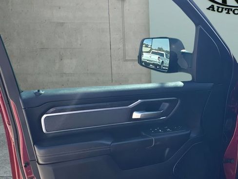 Used 2019 RAM 1500 Big Horn AWD/4WD image 12
