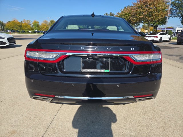 Used 2020 Lincoln Continental AWD w/ Premium Package image 4