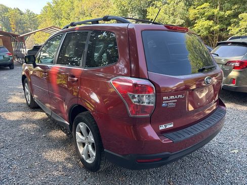 Used 2015 Subaru Forester 2.5i Premium AWD/4WD image 6