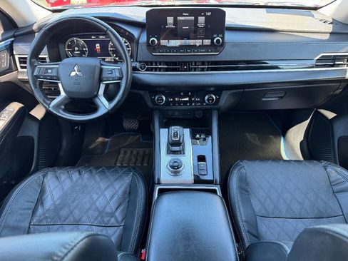 Used 2023 Mitsubishi Outlander SEL AWD/4WD image 24