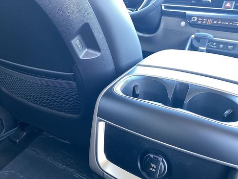 New 2026 Kia Carnival FWD image 24
